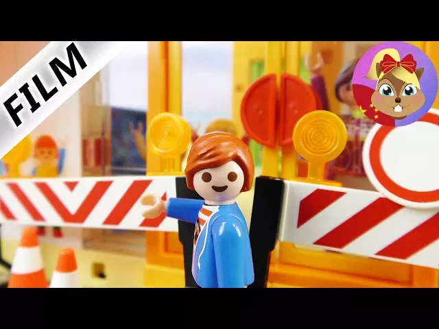 摩比游戏 playmobil 小尤同学把学校锁住了 这可太糟糕了!